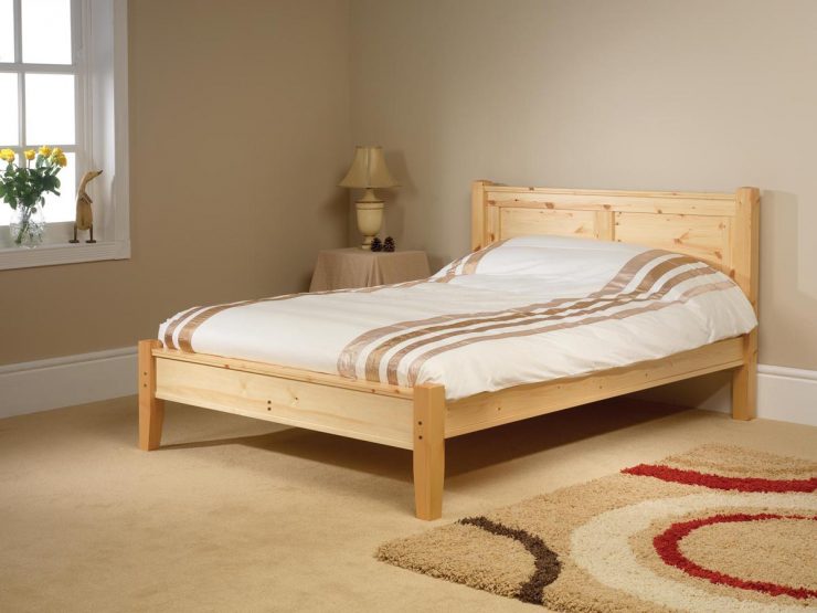 Pine bed manufacturer. Conniston style